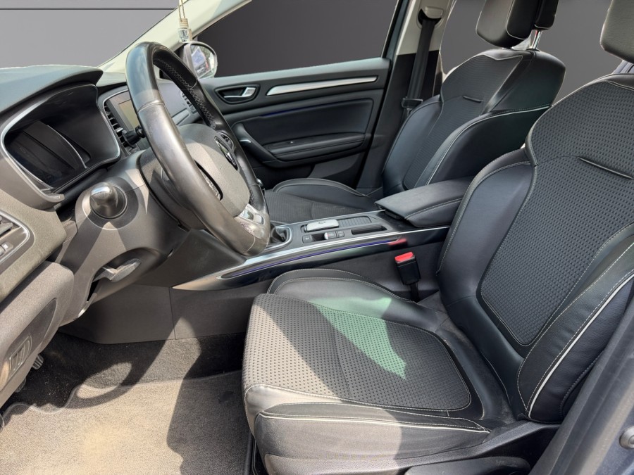 RENAULT d'occasion MEGANE 1.6 DCI 130 INTENS de 2016 Caen (14)﻿