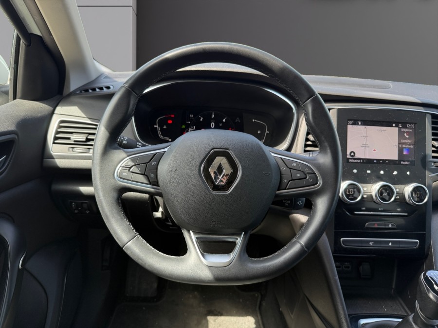 RENAULT d'occasion MEGANE 1.5 BLUE DCI 115 ZEN de 2021 Orleans (45)﻿