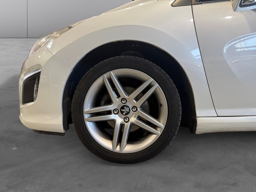 PEUGEOT d'occasion 308 CC 1.6 VTI 120ch SPORT PACK de 2013 Narbonne