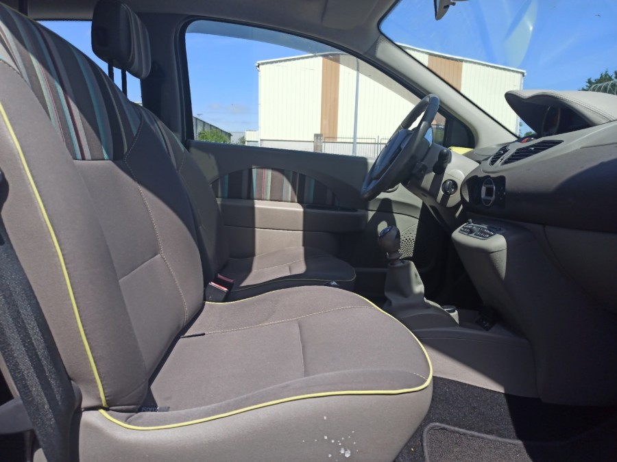 RENAULT d'occasion TWINGO 1.2 75 ACCESS de 2012 Brest (29)﻿