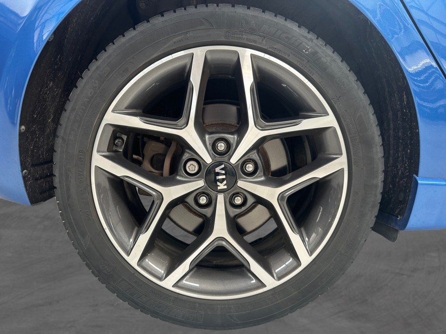 KIA d'occasion CEED 1.4 T-GDI 140 GT LINE PREMIUM DCT de 2019 Lorient