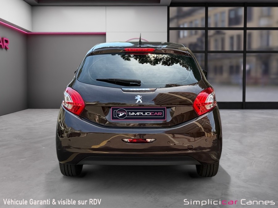 PEUGEOT d'occasion 208 1.2 VTI 82 ACTIVE de 2013 Cannes (06)﻿