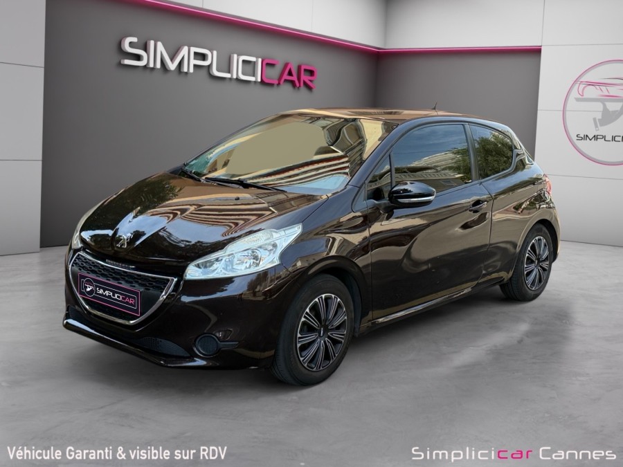 PEUGEOT d'occasion 208 1.2 VTI 82 ACTIVE de 2013 Cannes (06)﻿