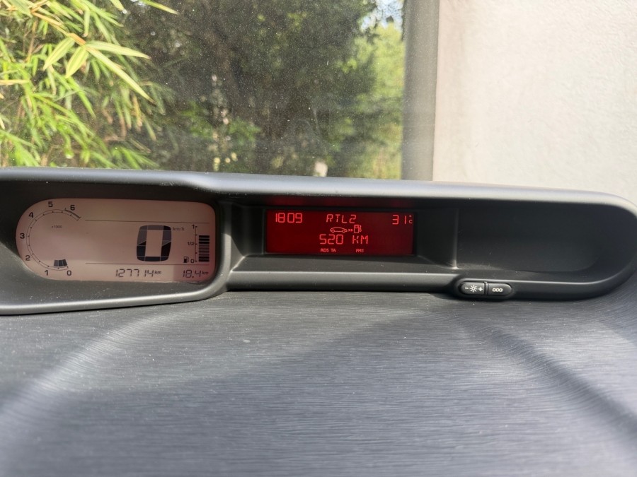CITROEN d'occasion C3 1.4 VTI 95 FEEL EDITION de 2014 Salon de