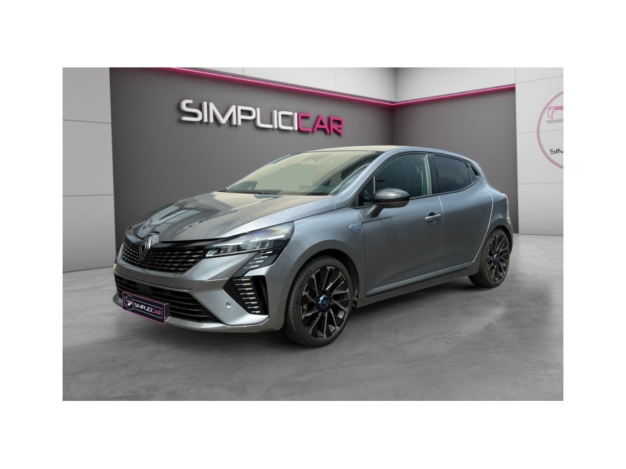 RENAULT d'occasion CLIO 1.6 E-TECH 145 ESPRIT ALPINE de 2024 La