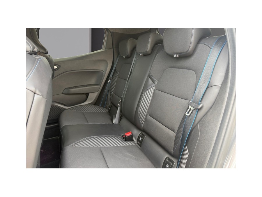 RENAULT d'occasion CLIO 1.6 E-TECH 145 ESPRIT ALPINE de 2024 La