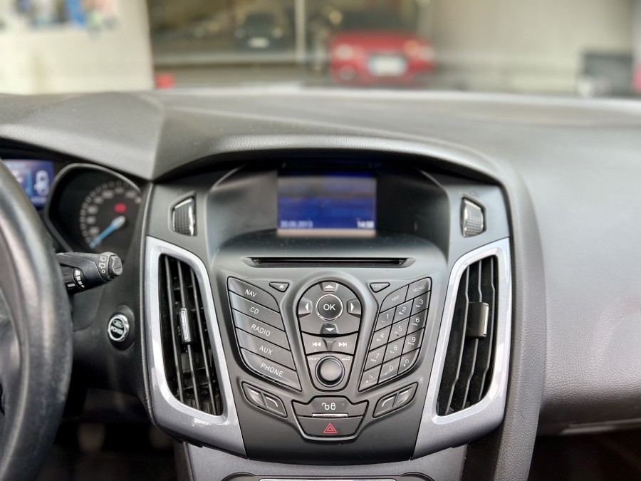 FORD d'occasion FOCUS FORD FOCUS 1.0 ECOBOOST 125ch Titanium de 2013