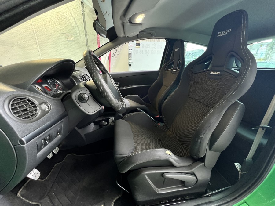RENAULT d'occasion CLIO RENAULT CLIO RS CUP 2.0 16S 200ch de 2009 La