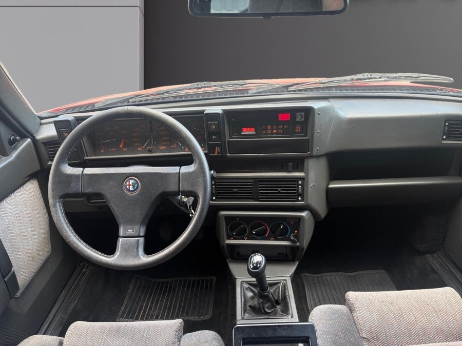 ALFA ROMEO d'occasion ALFA ALFA ROMEO 75 TURBO 1,8L TURBO AMERICA de