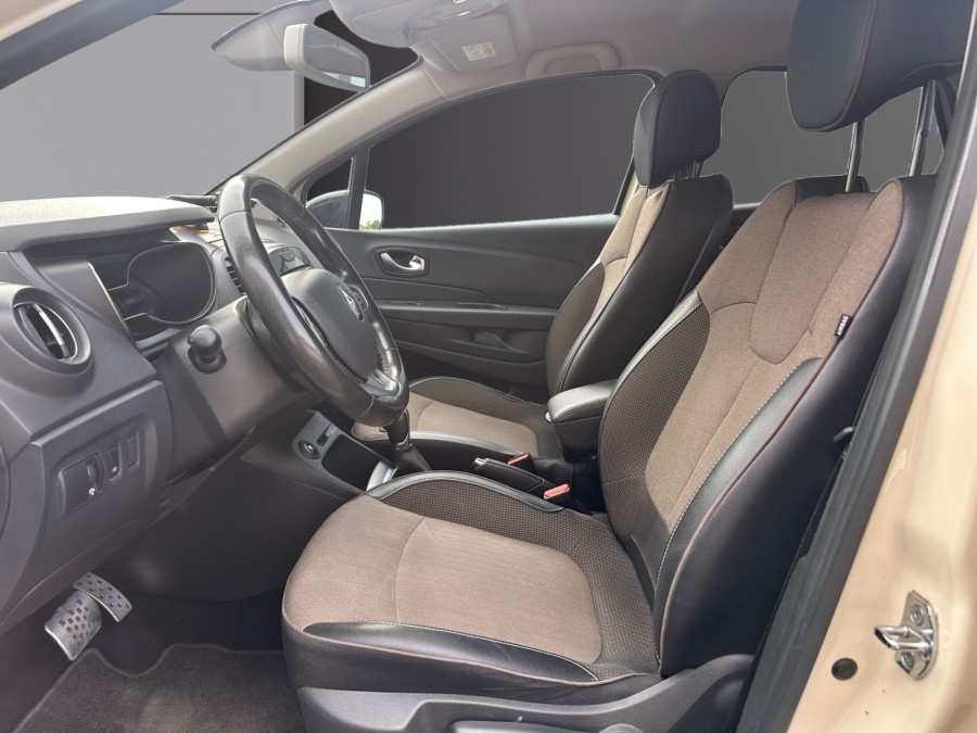 RENAULT d'occasion CAPTUR 1.2 TCE 120 INTENS EDC de 2017 Coeur
