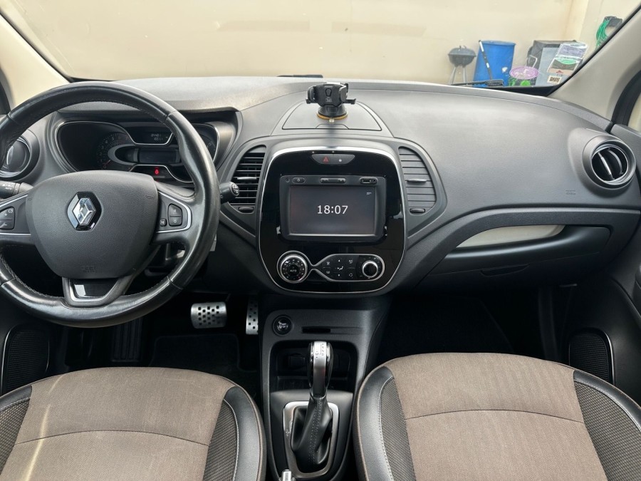 RENAULT d'occasion CAPTUR 1.2 TCE 120 INTENS EDC de 2017 Coeur