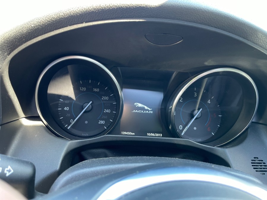 JAGUAR d'occasion XF 2.0D 180 BVA AWD Portfolio de 2016 Osny (95)﻿
