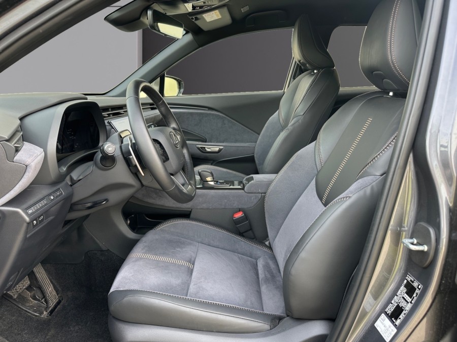 LEXUS d'occasion LBX 1.5 HYBRIDE 136 E-CVT COOL de 2025 Coeur