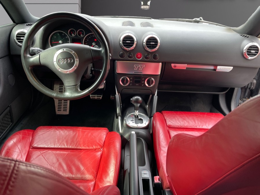 AUDI d'occasion TT V6 3.2  QUATTRO DESIGN EDITION DSG de 2004 Osny