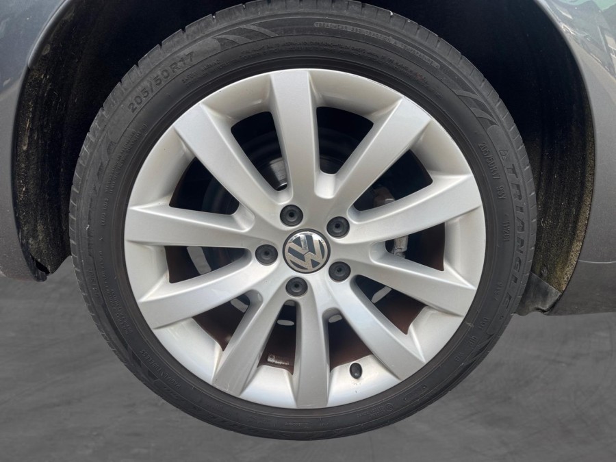 VOLKSWAGEN d'occasion SCIROCCO II (2) 1.4 TSI 125 BLUEMOTION