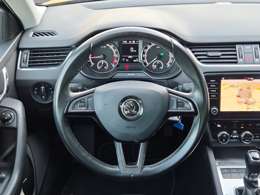 SKODA d'occasion OCTAVIA COMBI 2.0 TDI 150 EDITION DSG de 2020 Colmar