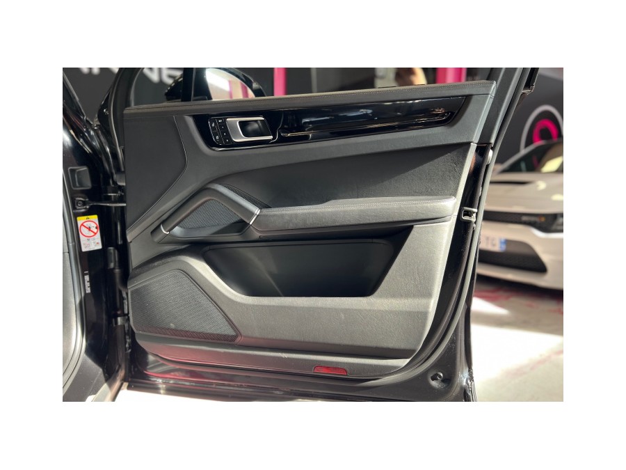 PORSCHE d'occasion CAYENNE 3.0 V6 E-HYBRID de 2021 Annecy (74)﻿