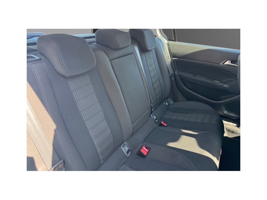 PEUGEOT d'occasion 308 1.6 BLUE HDI 120 FELINE de 2015 La Ciotat (13)﻿