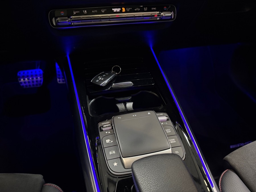MERCEDES d'occasion CLASSE GLA II GLA 200 D AMG LINE de 2020 Bretigny