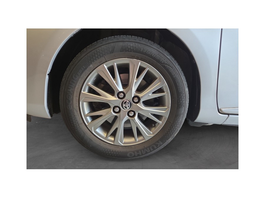 TOYOTA d'occasion YARIS 100H DYNAMIC BUSINESS de 2020 Nice (06)﻿
