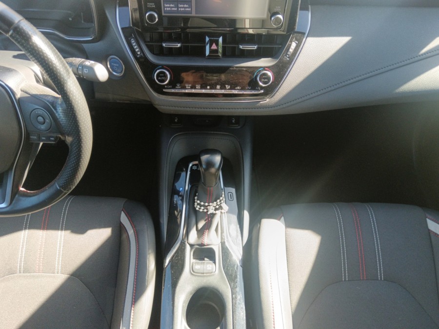 TOYOTA d'occasion COROLLA 180H GR-Sport de 2021 Reunion (97)﻿