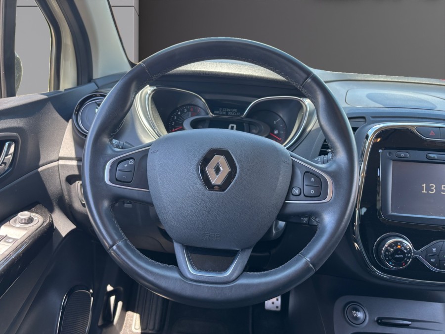 RENAULT d'occasion CAPTUR 0.9 TCE 90 LIFE ENERGY de 2017 Besançon