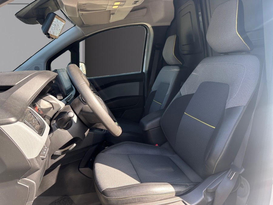 RENAULT d'occasion KANGOO VAN 1.3 TCE 130 EXTRA de 2022 Lyon Nord