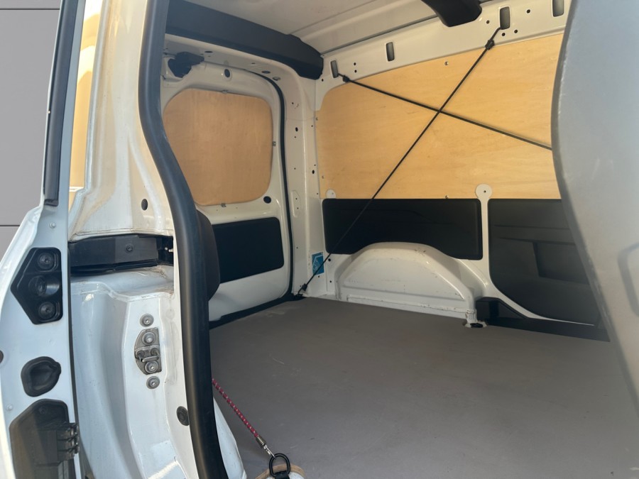 RENAULT d'occasion KANGOO VAN 1.3 TCE 130 EXTRA de 2022 Lyon Nord