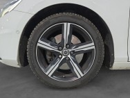 VOLVO d'occasion V40 D2 120 R DESIGN GEARTRONIC de 2017 Meximeux (01)﻿