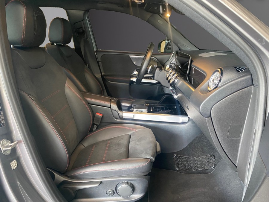 MERCEDES d'occasion CLASSE GLB 220 D 2.0 AMG LINE BA 4 MATIC de 2020