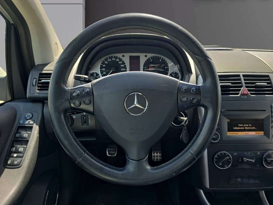 MERCEDES d'occasion CLASSE A A180 CDI SPORT ADVANGARDE de 2011 Vichy