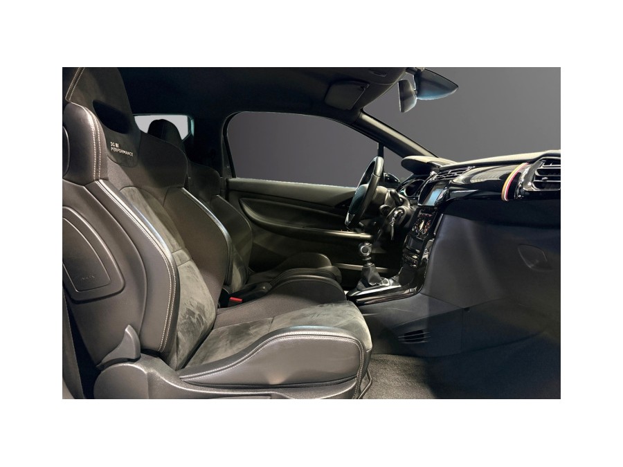 DS d'occasion DS3 1.6 THP 208 PERFORMANCE de 2016 Magny-en-Vexin (95)﻿