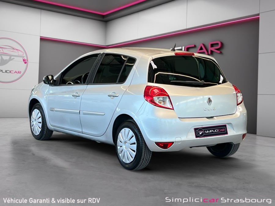 RENAULT d'occasion CLIO SL TOMTOM EDITION TCE 100 de 2009 Strasbourg