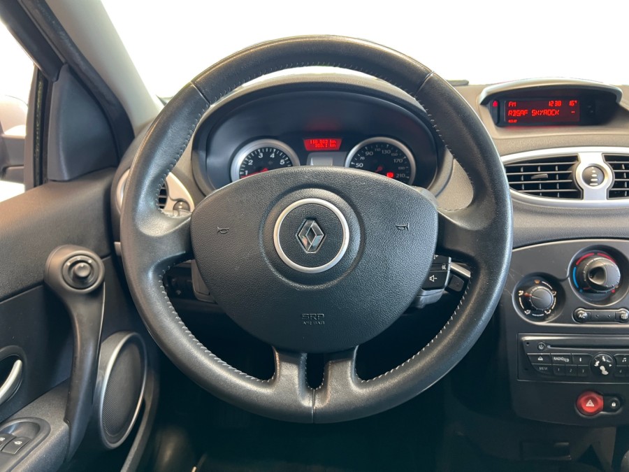 RENAULT d'occasion CLIO SL TOMTOM EDITION TCE 100 de 2009 Strasbourg