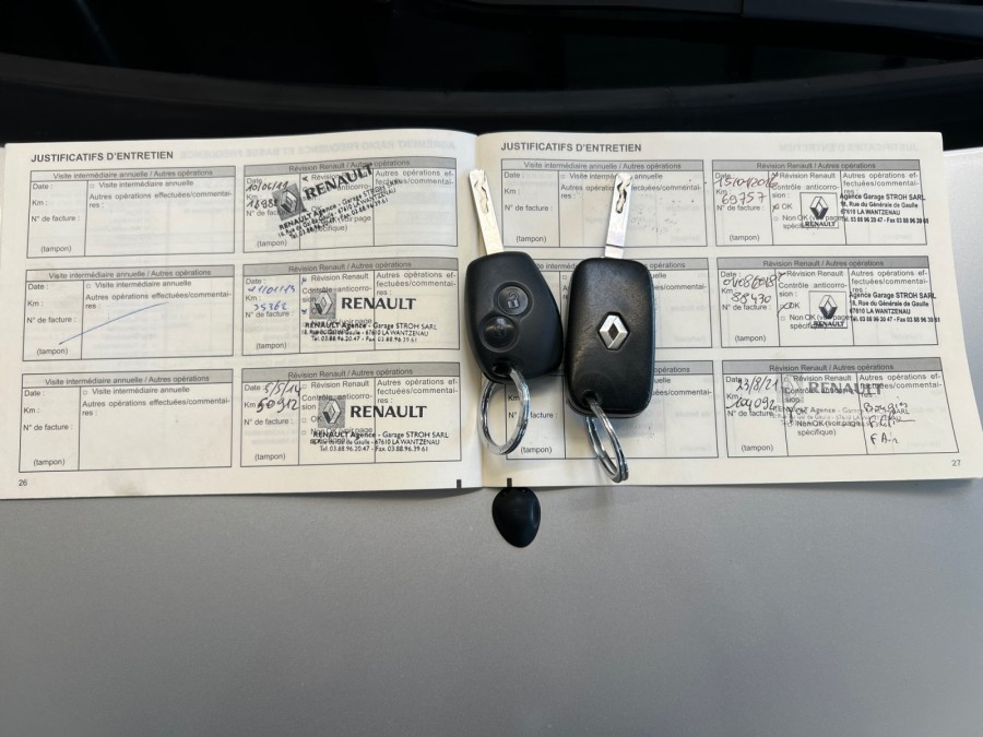 RENAULT d'occasion CLIO SL TOMTOM EDITION TCE 100 de 2009 Strasbourg