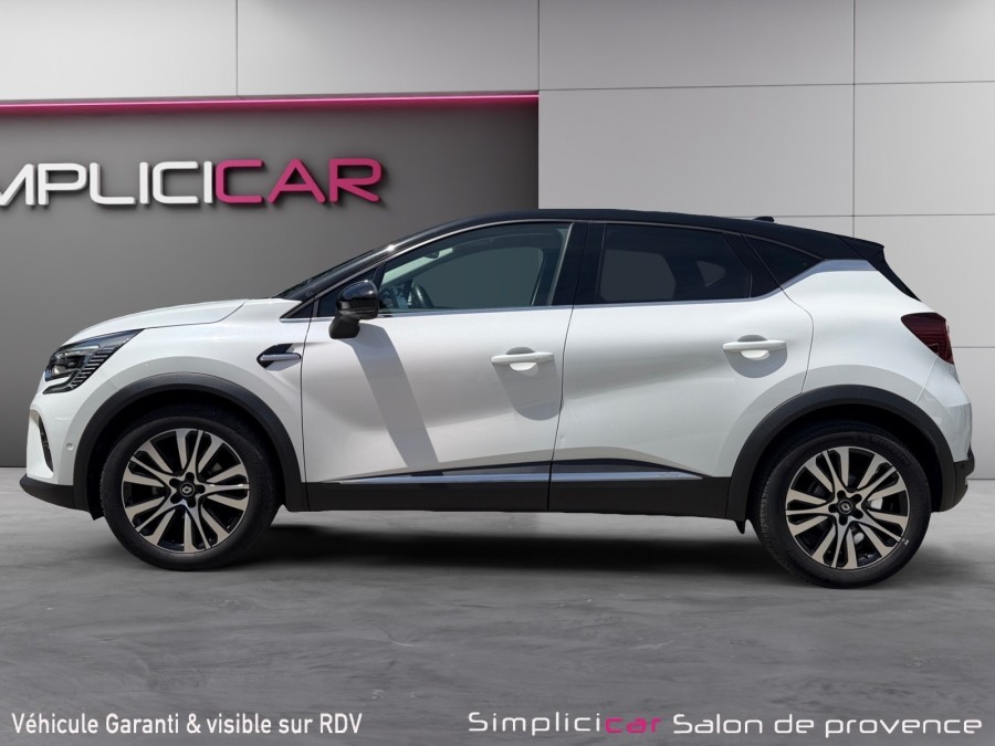 RENAULT d'occasion CAPTUR 1.3 MILD HYBRID 140 INITIALE de 2021 Salon