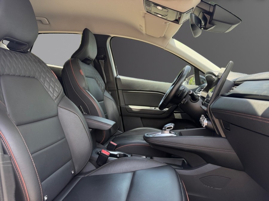 RENAULT d'occasion CAPTUR 1.3 MILD HYBRID 140 INITIALE de 2021 Salon