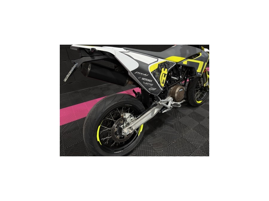 HUSQVARNA d'occasion 701 SM 701 SUPERMOTO de 2021 Nîmes (30)﻿