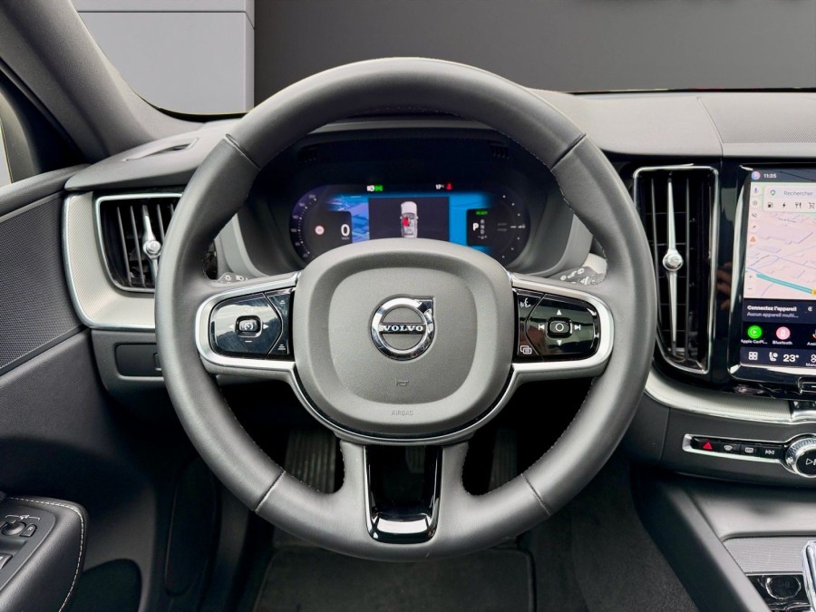 VOLVO d'occasion XC60 T6 AWD 340 DARK PLUS GEARTRONIC PH2 de 2023