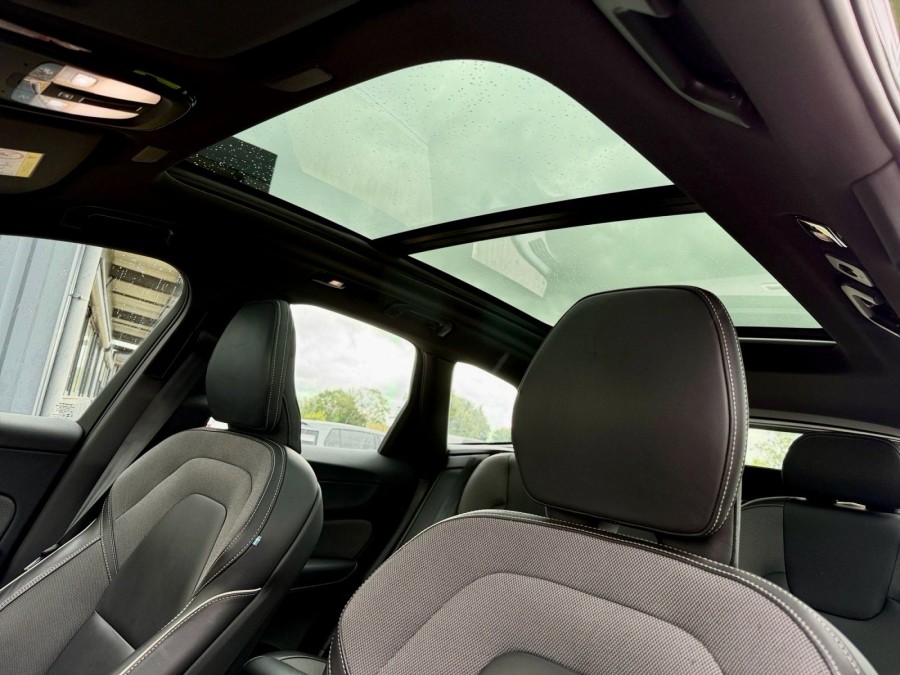 VOLVO d'occasion XC60 T6 AWD 340 DARK PLUS GEARTRONIC PH2 de 2023