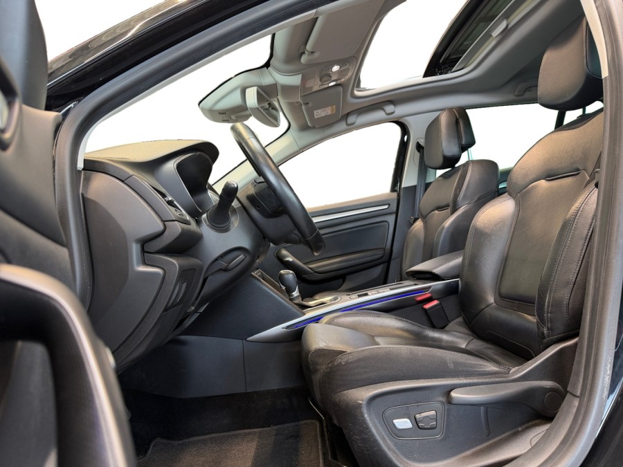 RENAULT d'occasion MEGANE ESTATE TCE 130 INTENS EDC de 2016