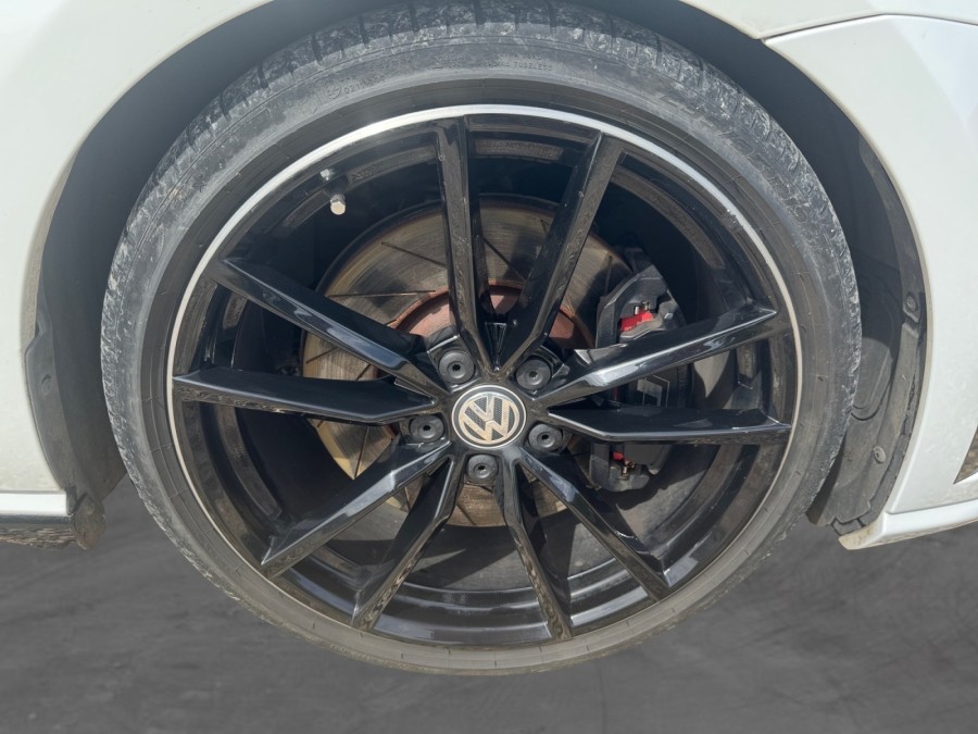 VOLKSWAGEN d'occasion GOLF 2.0 TSI 300 R 4MOTION DSG de 2015 Vernon