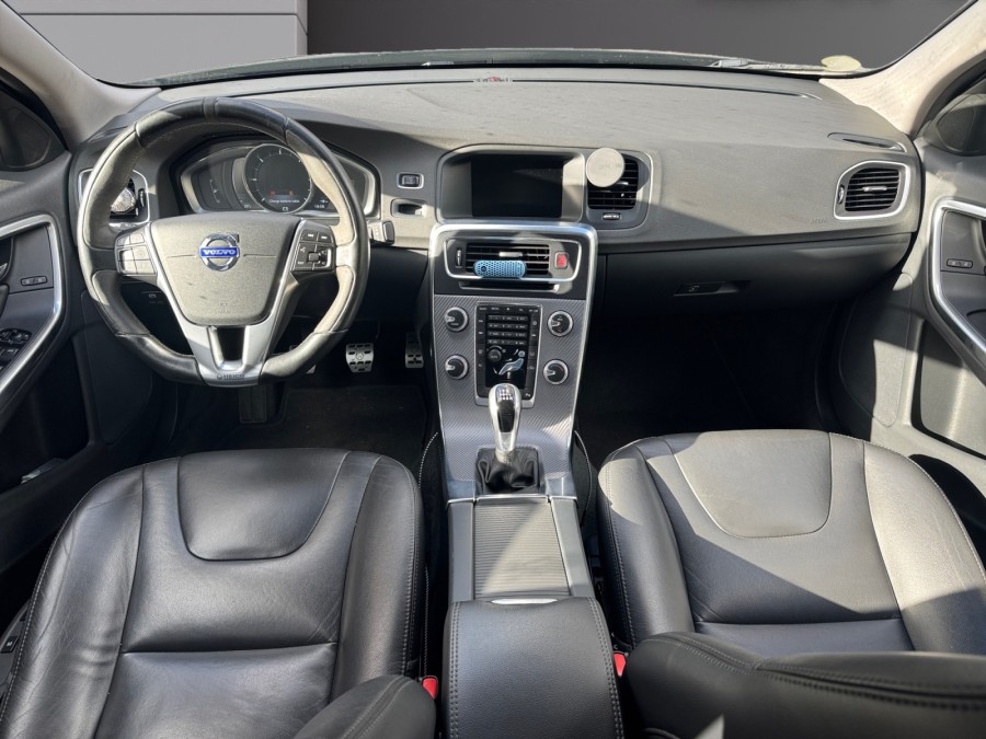 VOLVO d'occasion S60 D4 181 SUMMUM de 2014 MONTREUIL (93)﻿