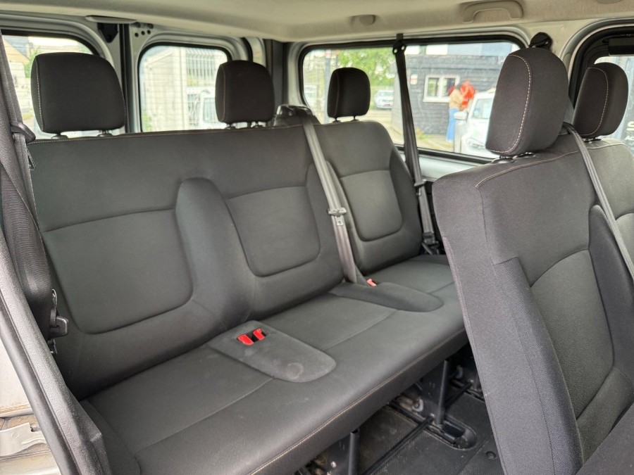 RENAULT d'occasion TRAFIC COMBI L2 1.6 DCI 125 ENERGY LIFE de 2018