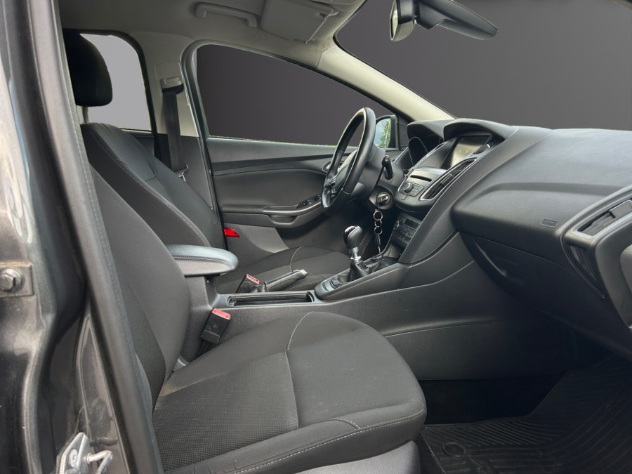 FORD d'occasion FOCUS SW 1.0 ECOBOOST 125 EXECUTIVE de 2016 Soissons