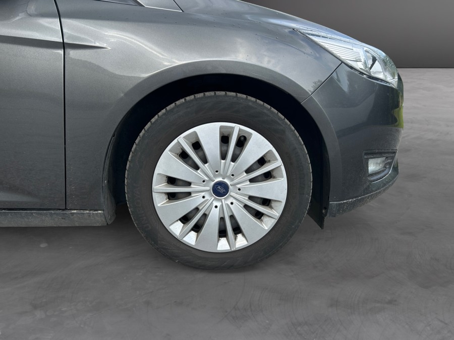 FORD d'occasion FOCUS SW 1.0 ECOBOOST 125 EXECUTIVE de 2016 Soissons