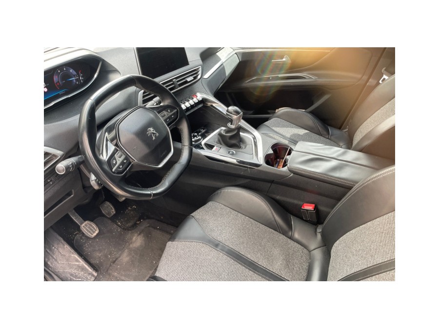 PEUGEOT d'occasion 3008 1.5 BLUE HDI 130 ACTIVE BUSINESS de 2018 La