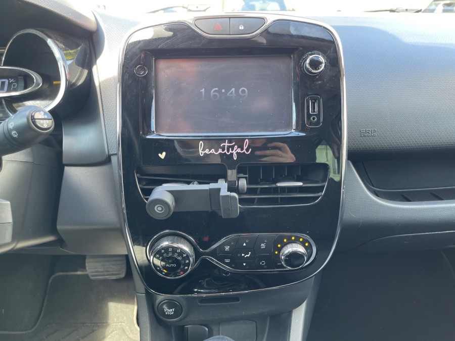 RENAULT d'occasion CLIO TCE 120 INITIALE PARIS EDC de 2014 Le Raincy