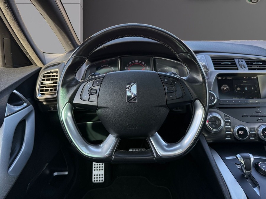 CITROEN d'occasion DS5 HYBRID4 2.0 HDI SPORT CHIC de 2013 Rennes (35)﻿