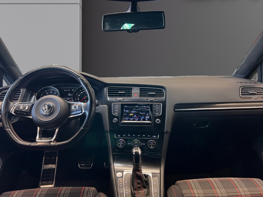 VOLKSWAGEN d'occasion GOLF 2.0 TSI 220 GTI DSG de 2014 Strasbourg